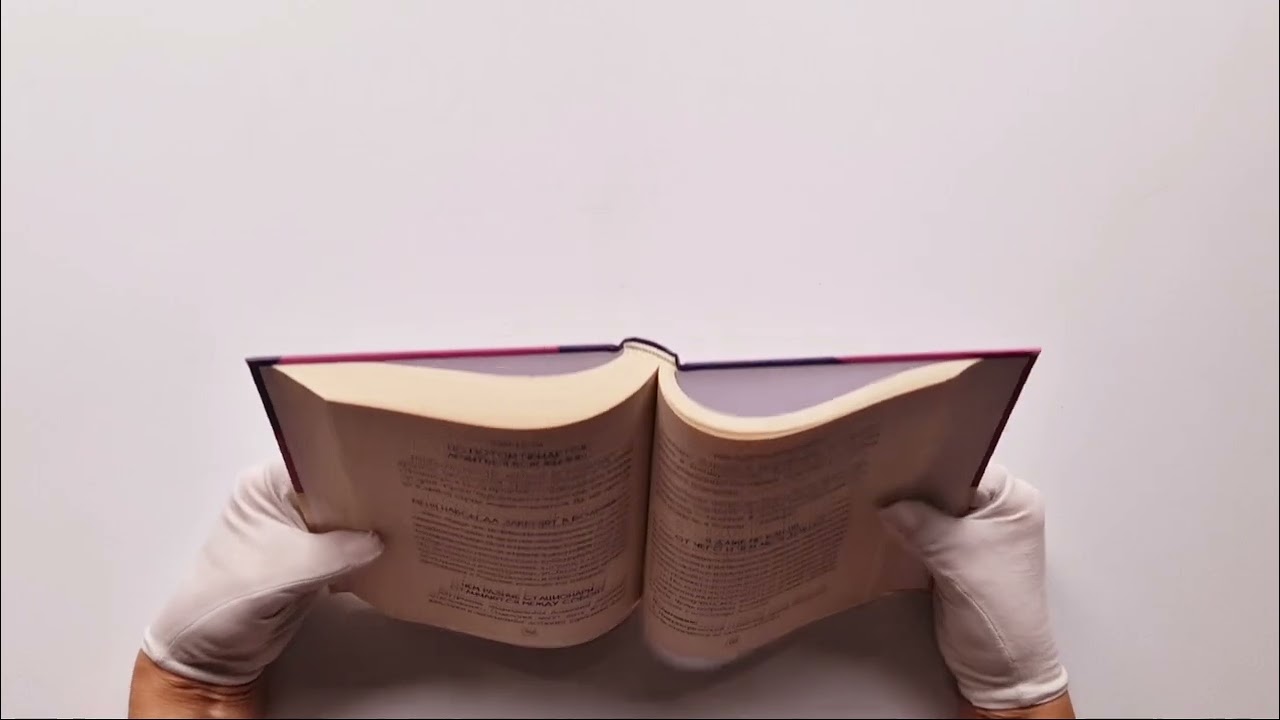 Книга Мой доктор (вроде бы) нормальный. Но остальные все еще хотят меня убить (Антон Слонимский) — 4