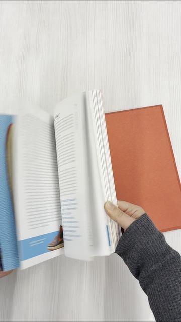 Книга Кроссовки, изменившие баскетбол. Как культовые модели повлияли на культуру и стиль игры в NBA (Расс Бенгтсон) — 3