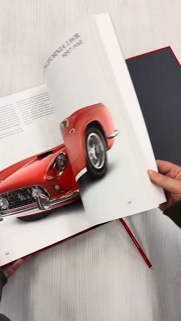 Книга Ferrari. Встречайте легенду. Эксклюзивный фотоальбом (Марко Де Фабианис Манферто, Саверио Вилла) — 3