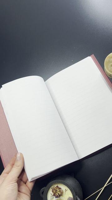 Книга для записей А5 72л "Блокнот. Волшебство начинается здесь (бордо) 2978179 — 3